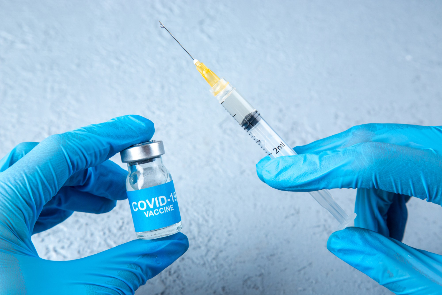 CLIENT ALERT: Should You Require Your Employees to be Vaccinated for COVID-19?